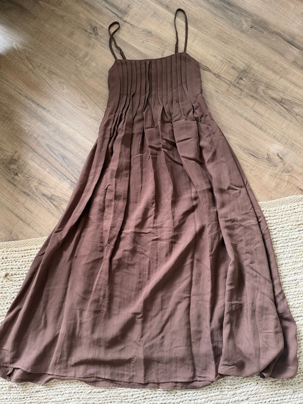 Stitch and Feather Elegant Brown Spaghetti-Strap Midi Dress